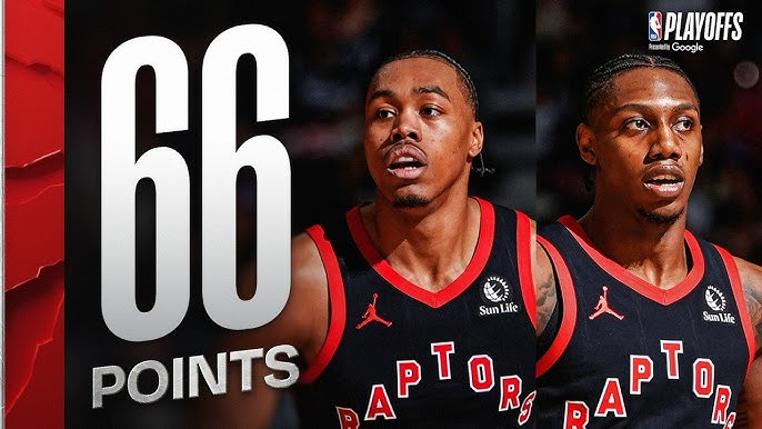 Scottie Barnes face aux Cavs dans le Game 3 :

🔸 33 points (11/17 au tir)
🔸 5 rebonds
🔸 11 passes

R.J. Barrett face aux Cavs dans le Game 3 :

🔸 33 points (12/19 au tir)
🔸 5 rebonds
🔸 5 passes

Premier duo depuis Lowry - Kawhi à scorer 30 points chacun avec les Raptors en