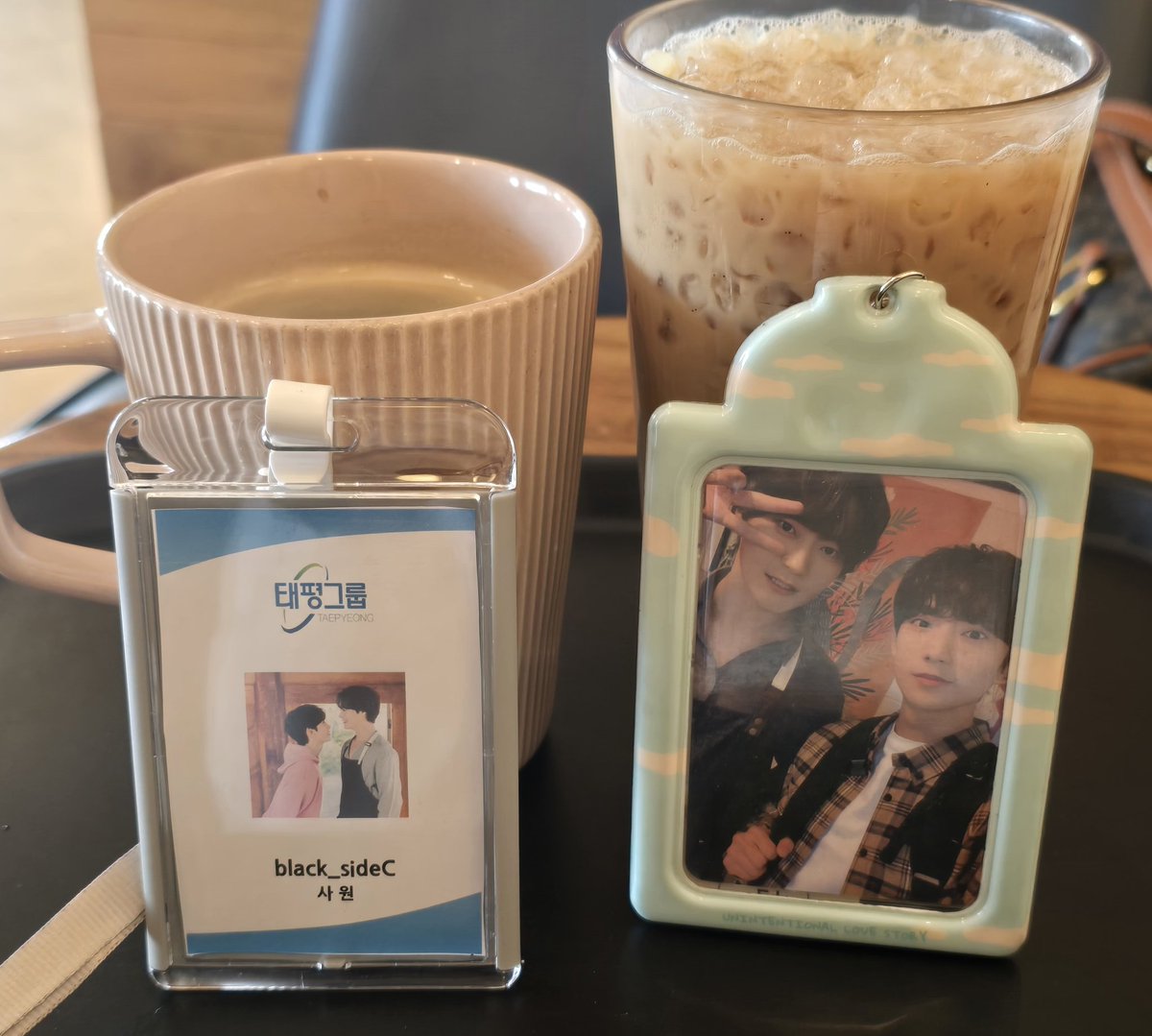 오늘은 블랙님하고 데이트 했어요😍
맛있는 트러플막국수 먹고
영원히 드연담, 🐺🐶 얘네 얘기하기ㅋㅋㅋㅋㅋㅋㅋㅋㅋㅋㅋㅋㅋㅋ
오늘도 너무 재밌었습니다❣️