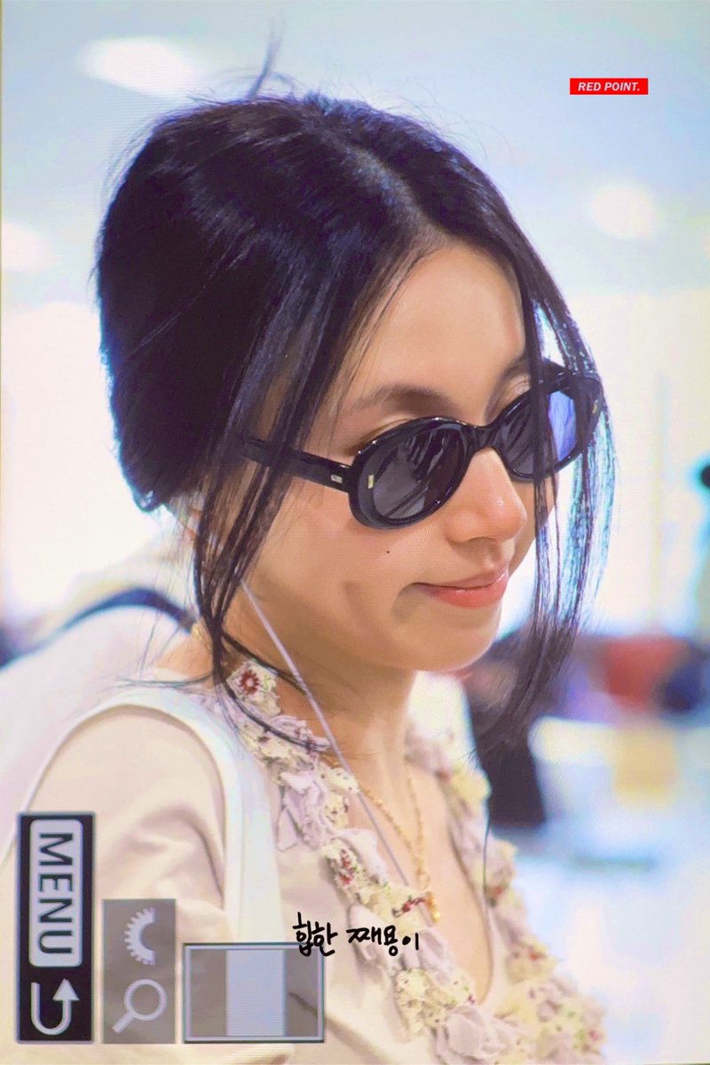 REDPOINT423's tweet image. 260424 GMP 출국

👋😎

#채영 #CHAEYOUNG #チェヨン #손채영 #TWICE