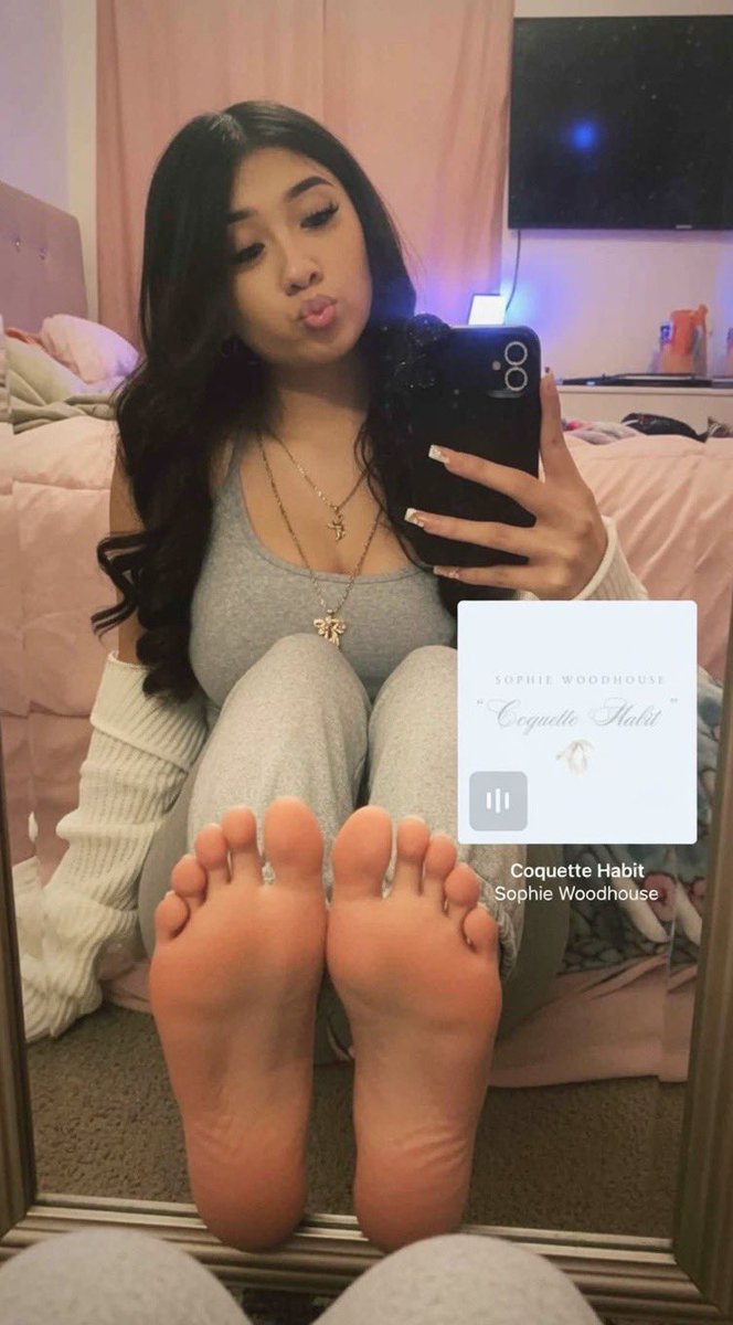 Goddess Yari tweet media