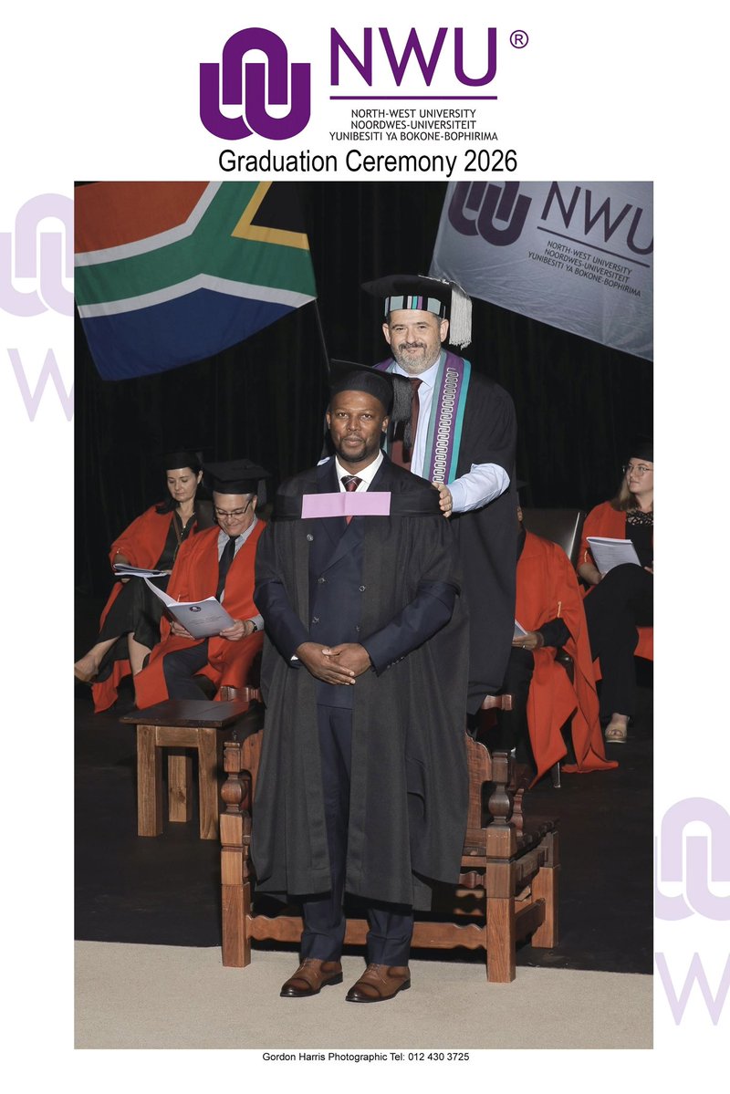 Simphiwe tweet media