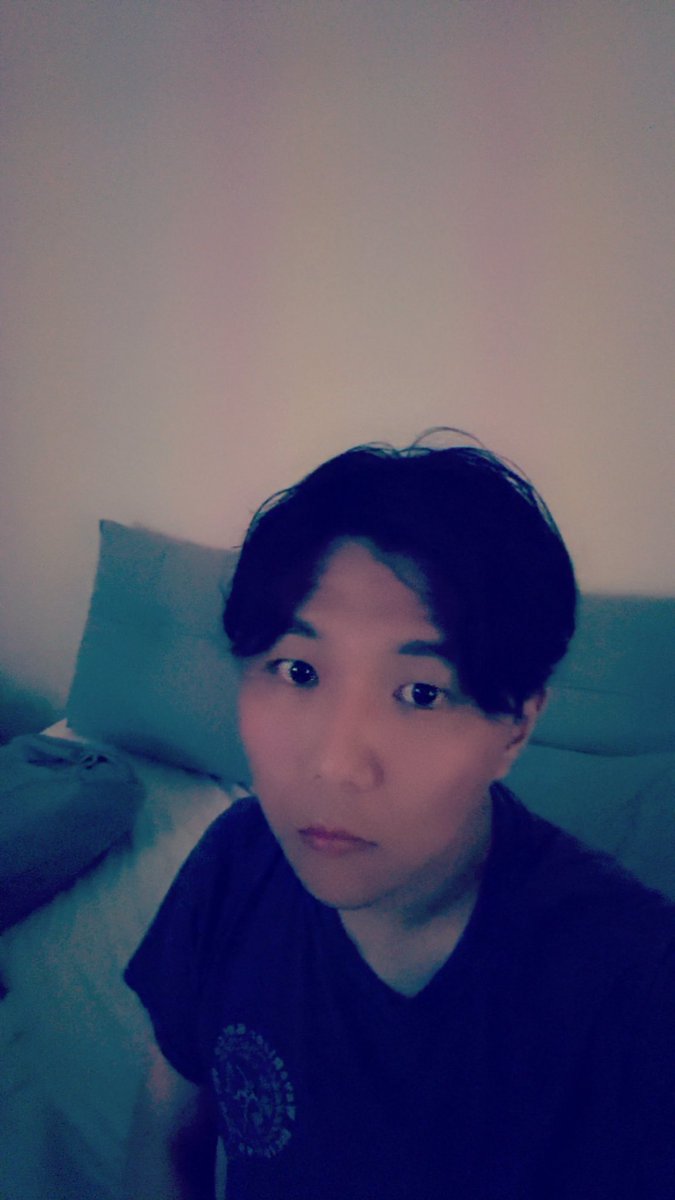 PiikachuPstar's tweet photo. guess who got a perm https://t.co/mioY88HQYC