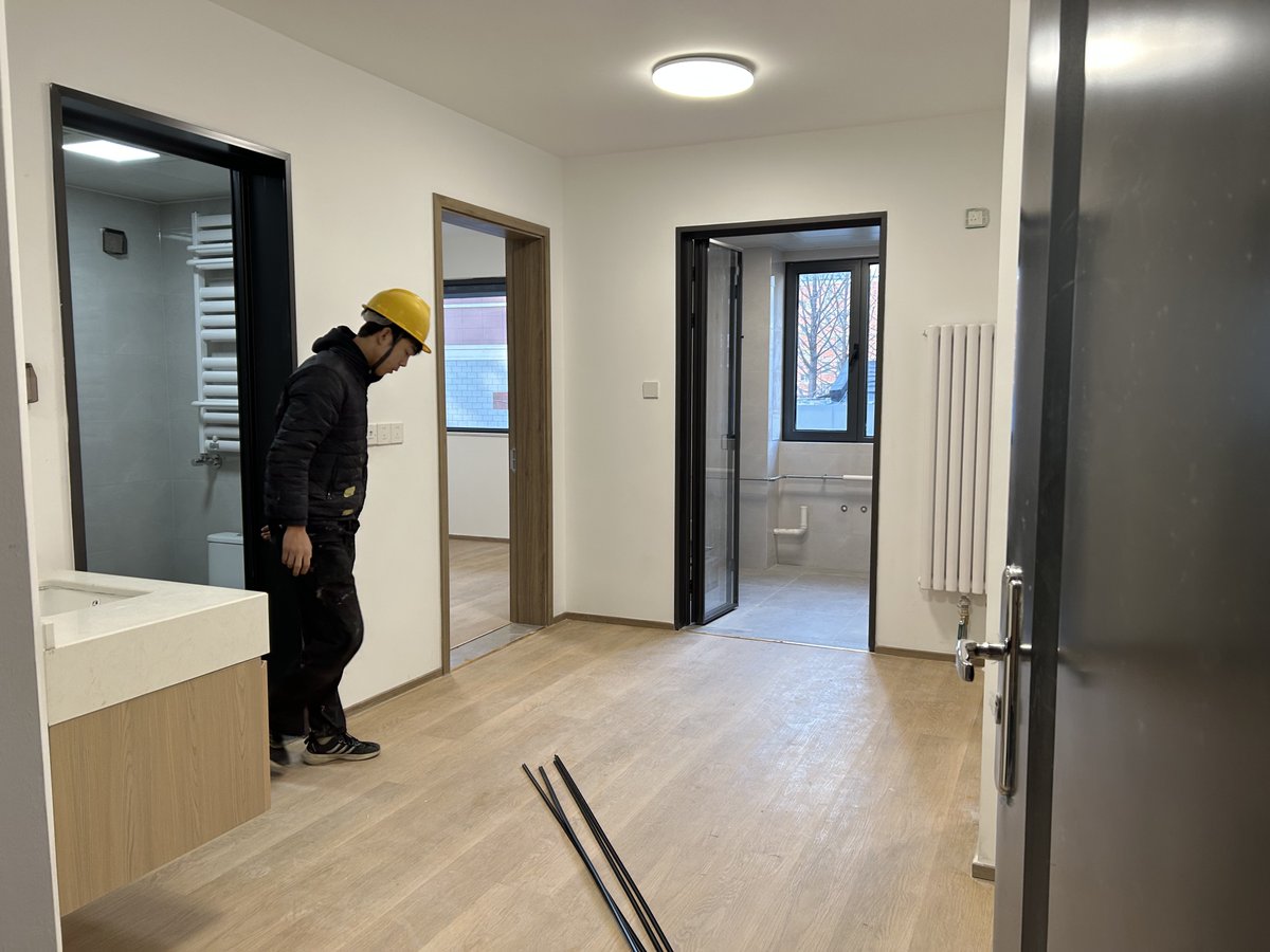 ChinaDaily's tweet image. A wave of renewed activity is sweeping through China's #property market, led by a recent surge in secondhand home sales in major cities such as Beijing and Shanghai — a sign that homebuyer confidence is gradually returning after a multiyear downturn, analysts said. #economy