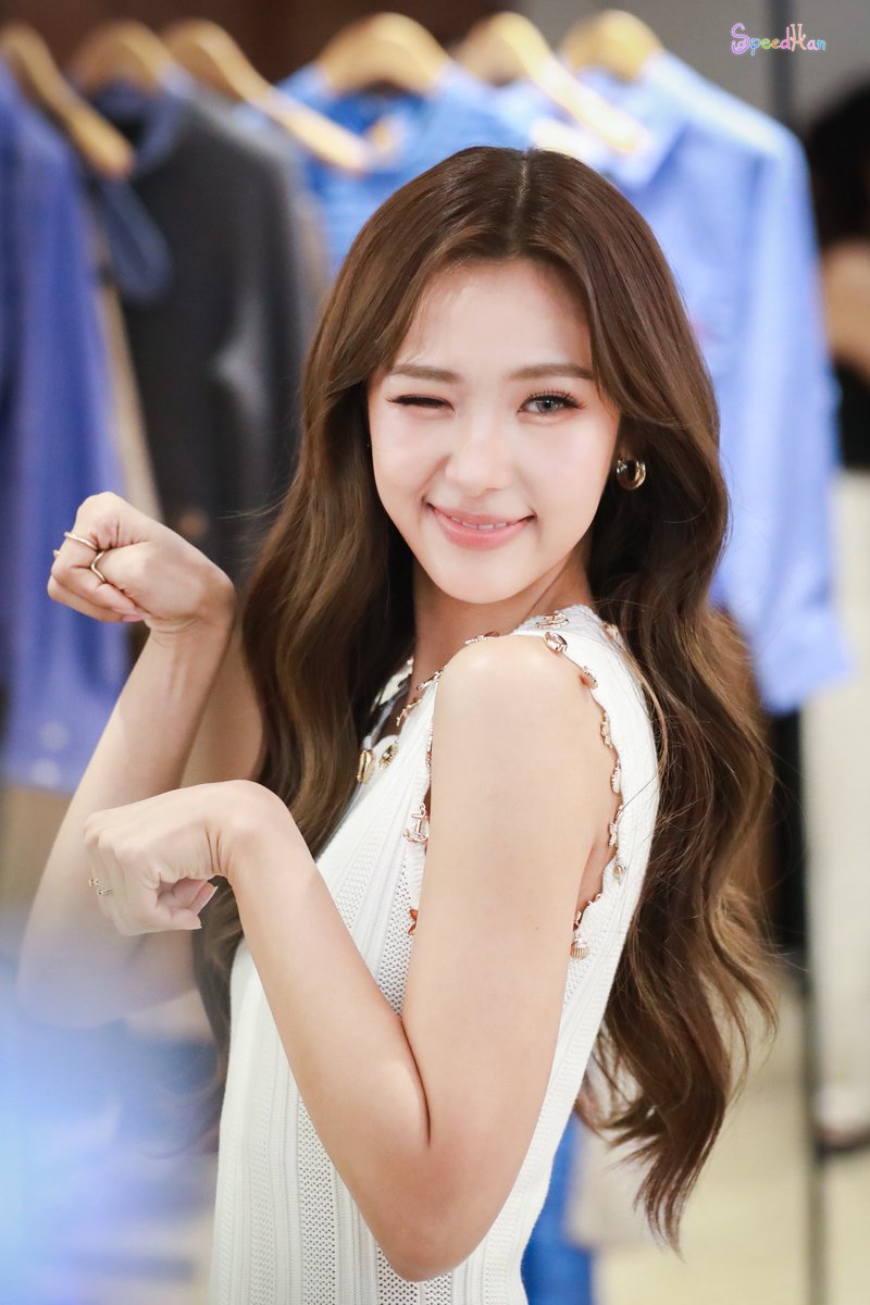 STARRY NIGHT tweet media