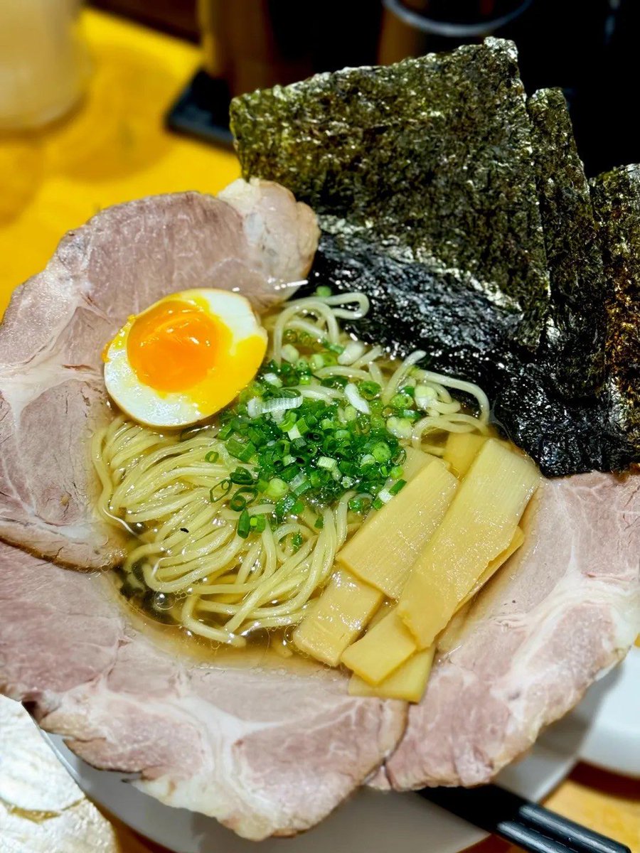 funnyguy tweet media