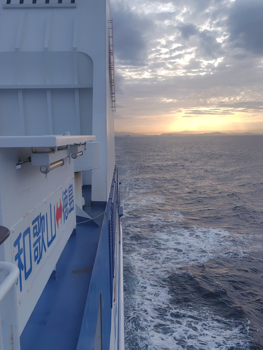 ユキナ tweet media