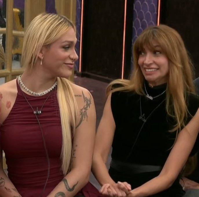 𝓓 ٭ 🪽 tweet media