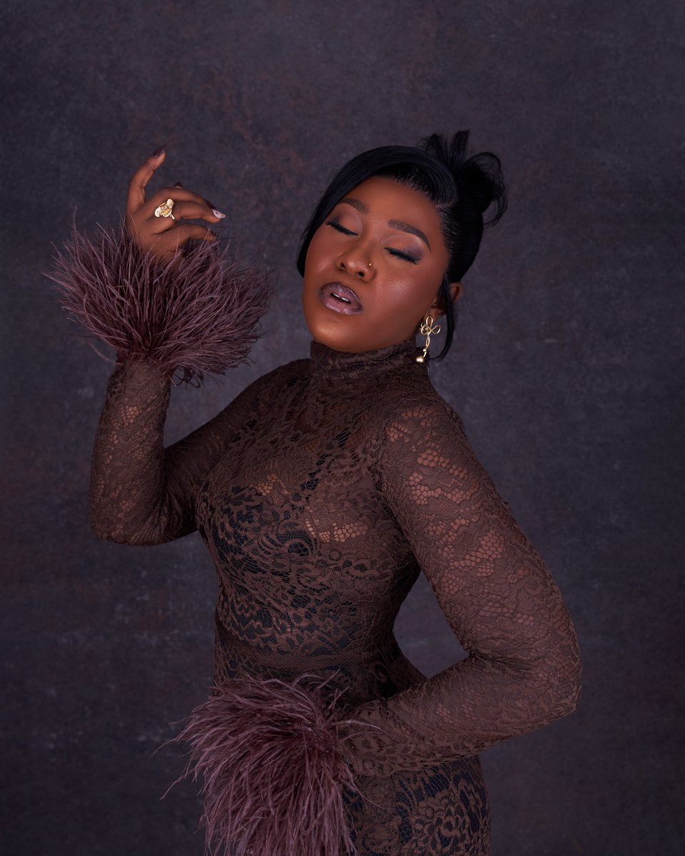 simplywandy's tweet image. Happy Birthday Wandy ❤️.  I love doing life my Way and it can only get better. Cheers my baby,let do another trip round the sun 🫶🏾🤍.

My sis @yourfavartgirl shot me and I edited my Pictures.