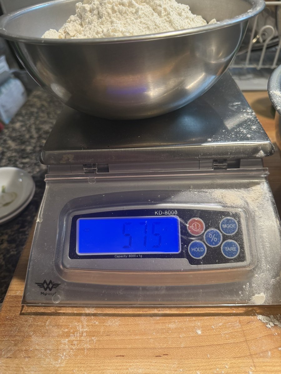 Albert Grande tweet media