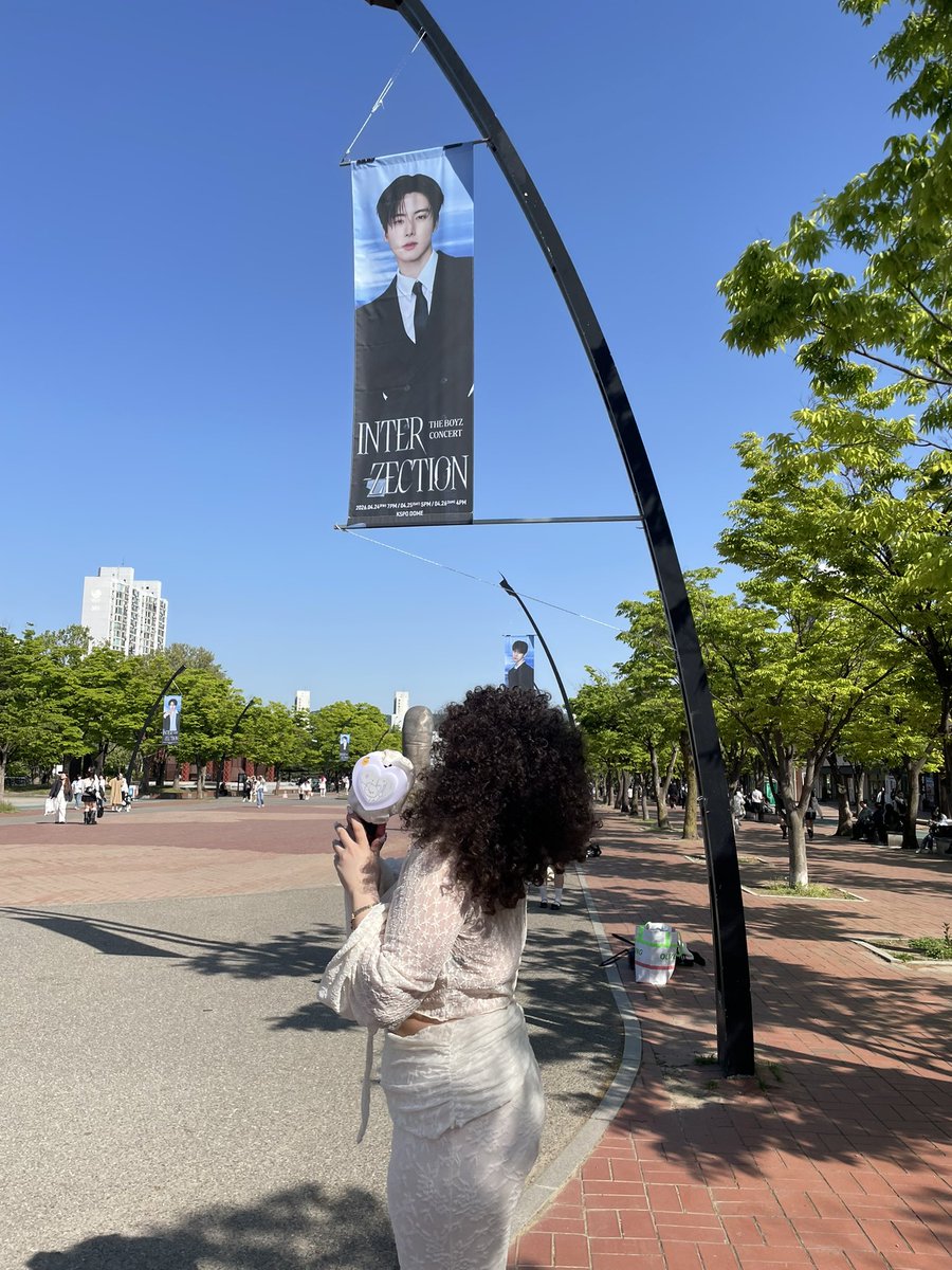 angelina˚ ༘♡ tweet media