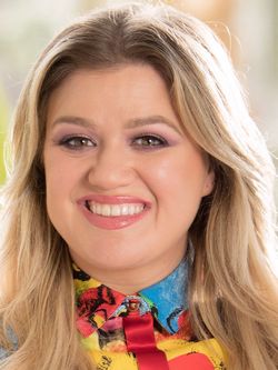 Bonjour à tous et bon anniversaire aujourd'hui à #KellyClarkson qui fête ses 44 ans.