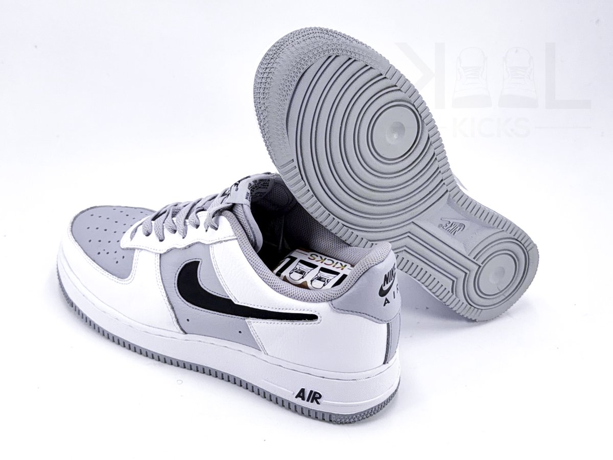 KuuLKicks_GH's tweet image. Nike Air Force 1'07 LV8 'Wolf Grey' 2024

📌 Condition: Thrift / Gently Used (9/10)

👟 Size: US 9  -  UK 8 -  EU 42.5

🏷️ Price: 350 GH¢ 

📱 Call or WhatsApp: 0530511705

#thrift #thrifting #thrifted  #thriftstorefinds #shoesforsale