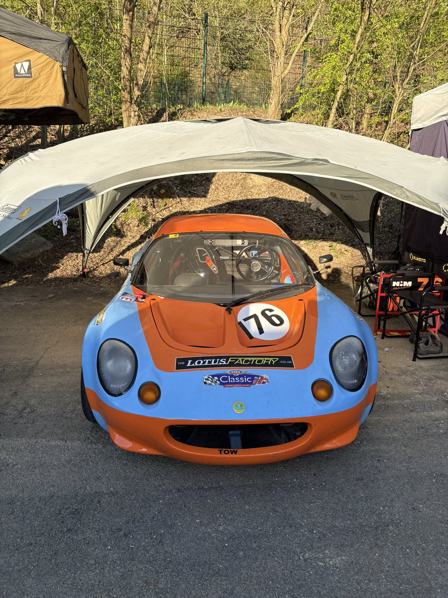 susiebear78's tweet image. Ready to go racing at @circuitspa 
Quali at 0935
Race 1 at 1450 
#lotus #elise #CSCC