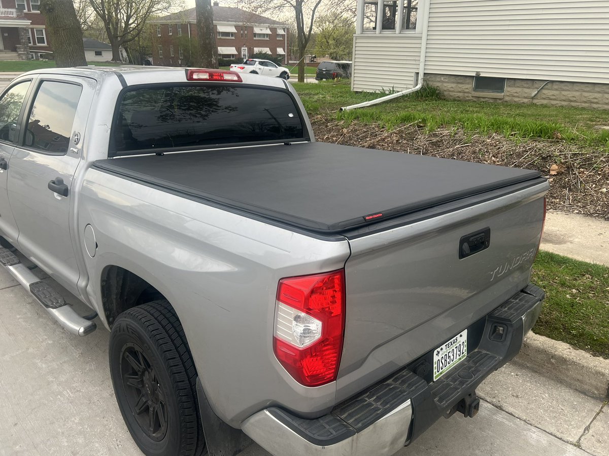 old_renaissance's tweet photo. @MelonieMac update: replacment bought, a 2015 Tundra (TX truck, probably drove right past ya driving it home 😂)

1st pic: RIP, Tacoma

2nd: starting point

3rd: tonneau cover added last week

4th: replaced the cracked grille &amp;  LED headlight bulbs added (goal is no chrome 😬) https://t.co/bWmh13H5Eq