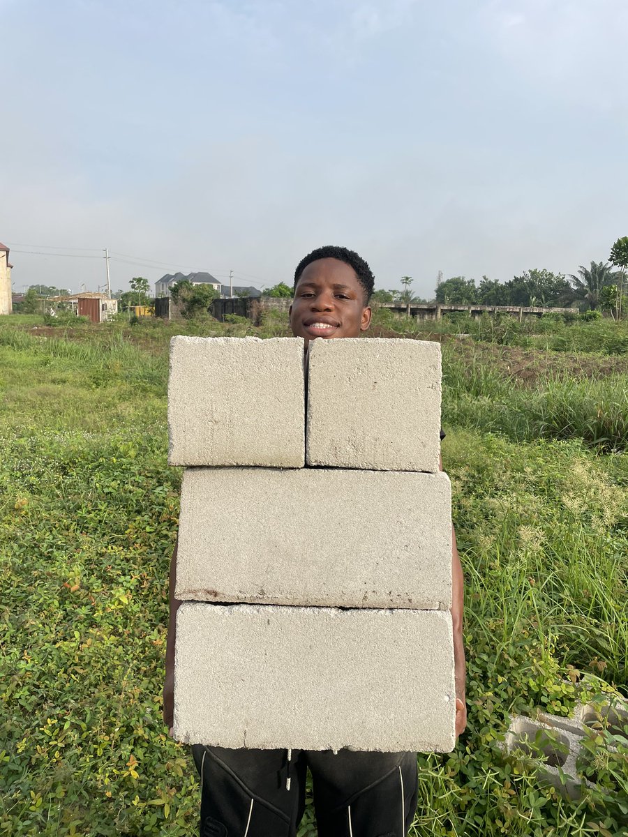 Romeo🌹 tweet media