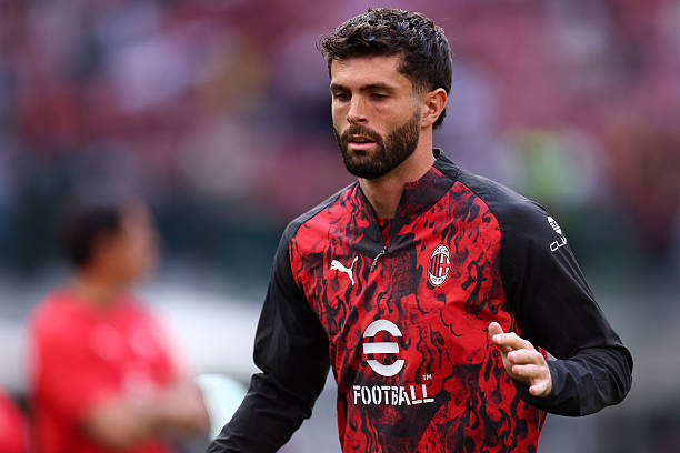 Milan Posts tweet media