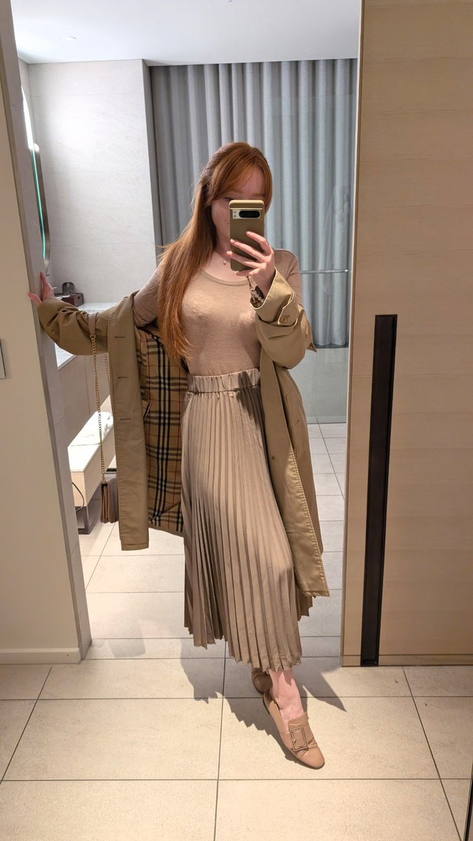 Ellie Aymes tweet media