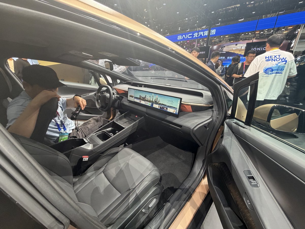 Yuriy Dzedzinskyy tweet media