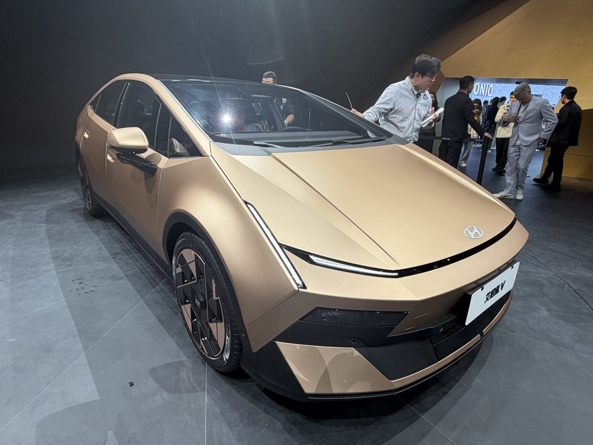 Yuriy Dzedzinskyy tweet media