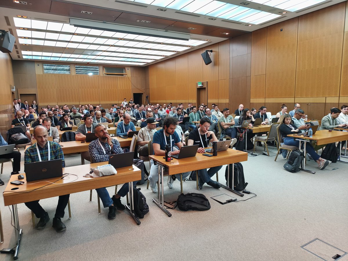 Mario Fusco tweet media