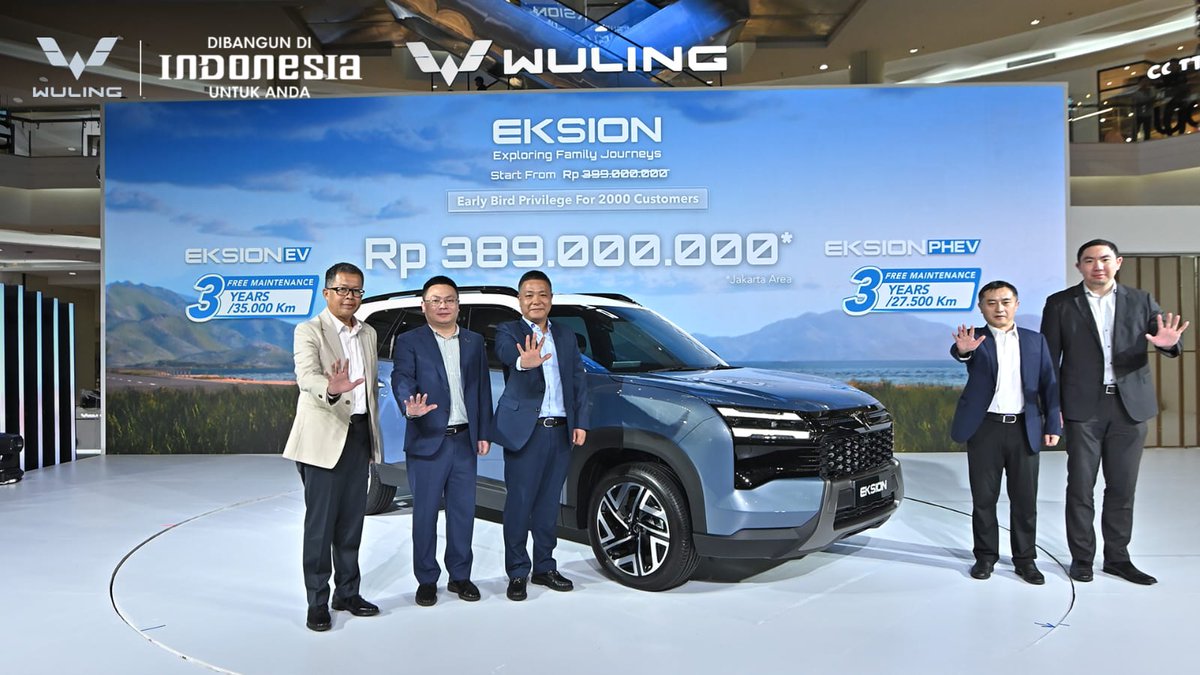 WulingMotorsID's tweet image. Wuling Eksion Resmi Meluncur, SUV 7-Seater Pertama di Indonesia dengan EV &amp;amp; Plug-in Hybrid

Baca selengkapnya: bit.ly/WulingEksionRe…

#WulingMotors #DriveForABetterLife #DriveForAGreenLife #Eksion #ExploringFamilyJourneys