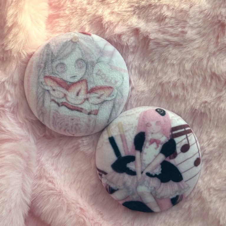 dollythebanshee's tweet photo. 🧠Booth A07
🕷️25-26เมษายน 2026
🎀งานฟรีไม่มีค่าเข้า
🏩ไปรษณีย์กลางบางรัก 12.00-20.00 

#ล้นโต๊ะ #ล้นโต๊ะbyifoundsomethinggood https://t.co/U0sfE7CRJZ