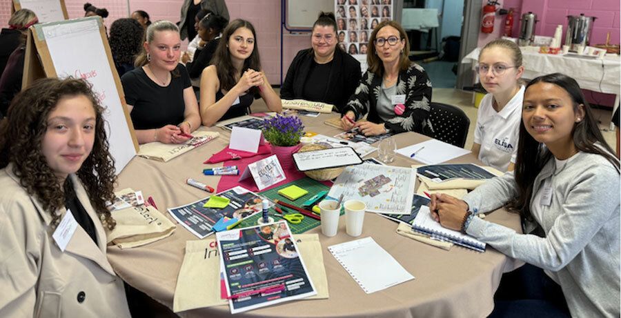 Batinfo_com's tweet image. Wicona reconnu « Top Employer France 2026 » pour l’excellence et l’engagement de ses pratiques RH buff.ly/F8t6nKo #récompense #RH #menuiseries #aluminium