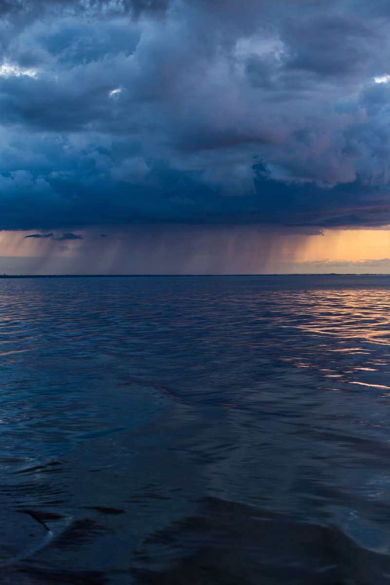 Run_fly_Smile's tweet image. Evening lights 😊
Baltic Sea        
Latvia 🇱🇻 

#Latvia #Sea #BalticSea #Sunset