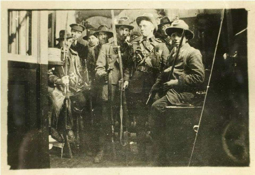 The Irish at War tweet media