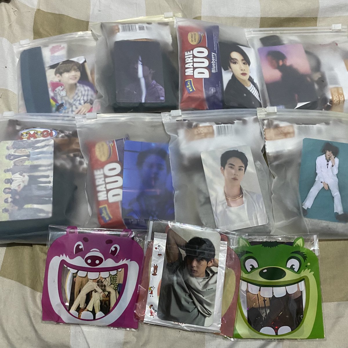 freebies bts x spotify swimside jakarta
by <a href="/bjtchesjeon/">J</a> 💜🌈

📆 sunday, 26 april (batch 40: 19.45 -20.45)

very limited quantity🥹🙏