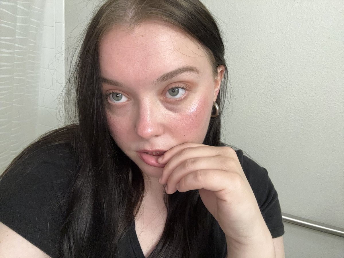 loveandskz's tweet image. face cards never decline 

#StaySelcaDay #SSD #Felix #아이엔 #StrayKids #스트레이키즈