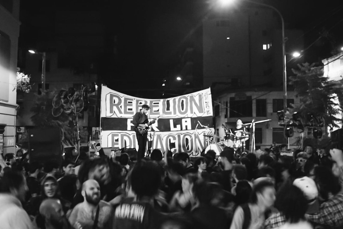 lucabonfante_'s tweet photo. Lo de ayer fue increíble. Algo está pasando por abajo aunque los medios no lo capten

Gracias a todos los que vinieron https://t.co/V6Cj8HJdU9