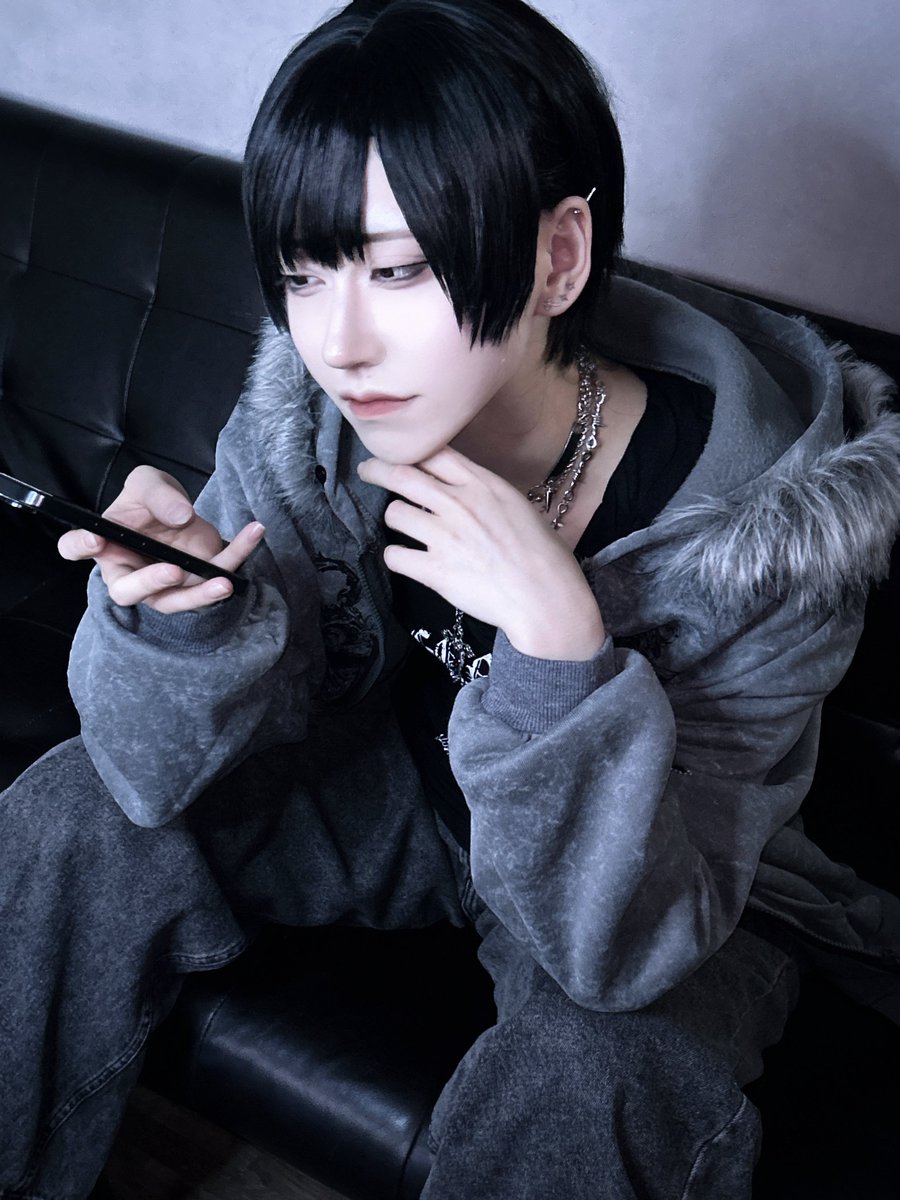 くろす tweet media