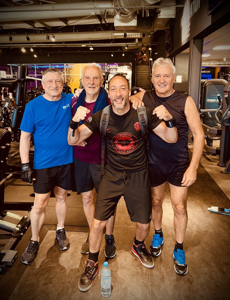 Kaotik747 tweet media