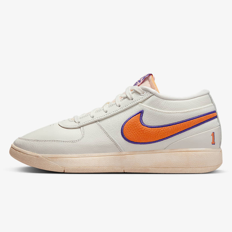 Sneaker Drop tweet media