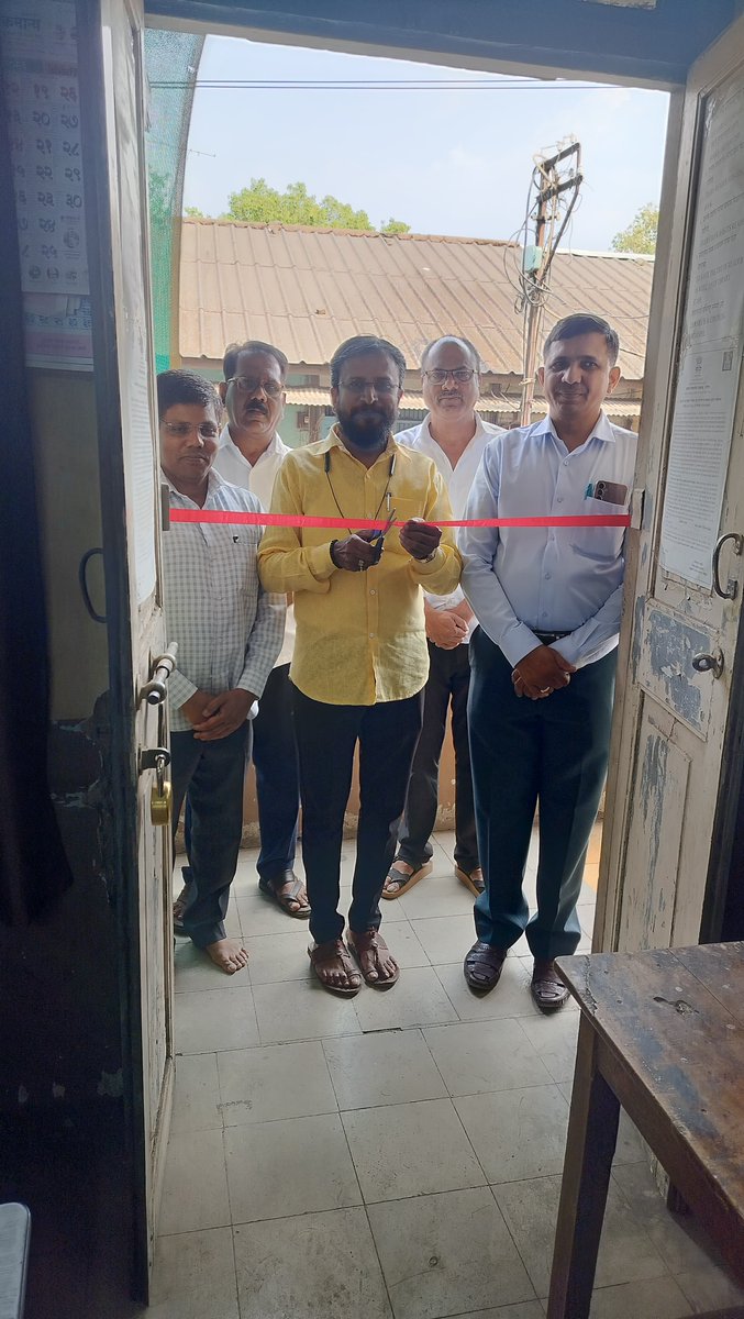 airnews_nagpur's tweet image. #नाशिक:  
युनेस्कोने २३ एप्रिल हा दिवस “जागतिक ग्रंथ दिन व बौध्दिक संपदा हक्क दिन” म्हणून साजरा करण्याचे घोषित केले आहे. यानिमित्ताने शासकीय विभागीय ग्रंथालय येथे  ४ मे पर्यंत ग्रंथ प्रदर्शनाचे आयोजन करण्यात आले आहे.  

#Nashik 
#Maharashtra