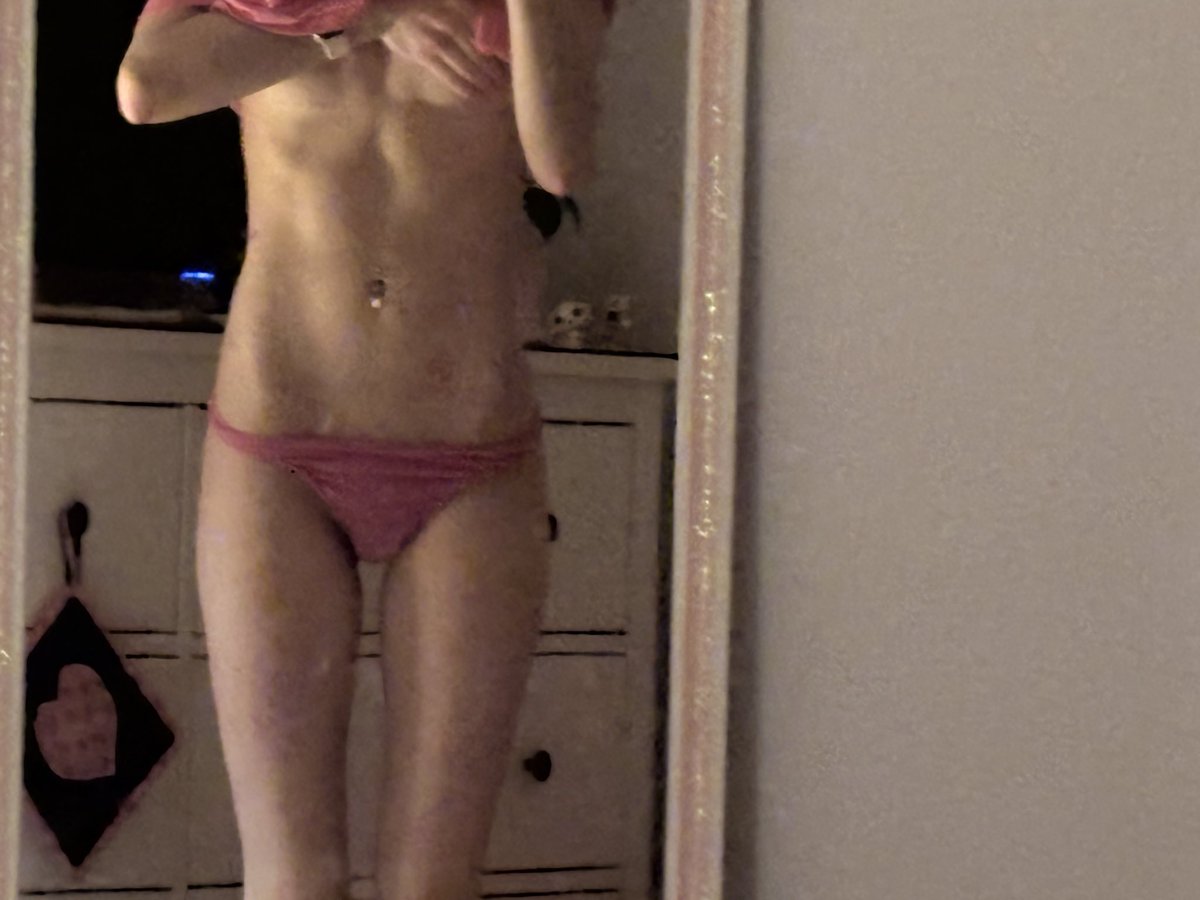 strawberrykitten tweet media