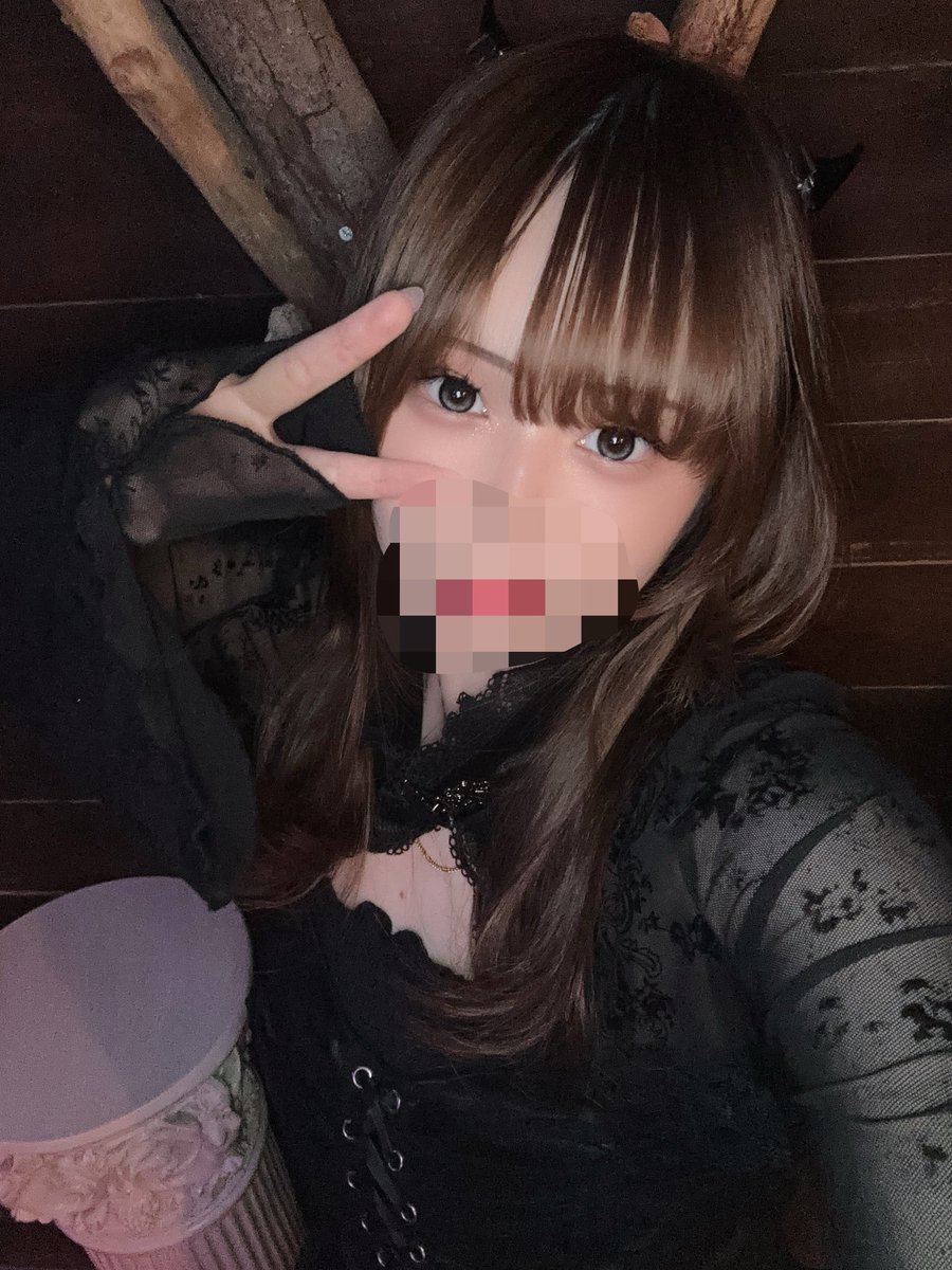 なつ tweet media