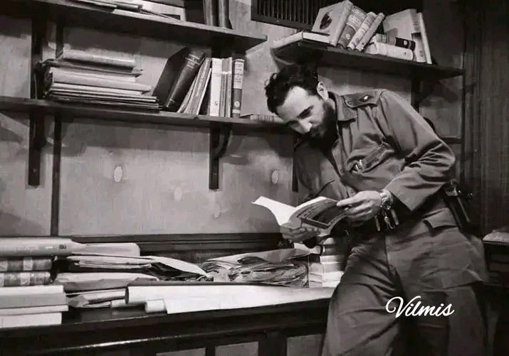 #CienAñosConFidel
#FidelVive
#CubaEsCoraje
#DePieYCombatiendo
#CubaNoEstáSola
#UnPuebloEnRevolución
#CubaVencerá
#YoSigoAMiPresidente