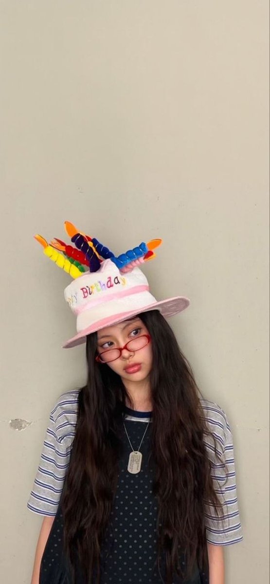 ilaa banyak testi 😠 tweet media