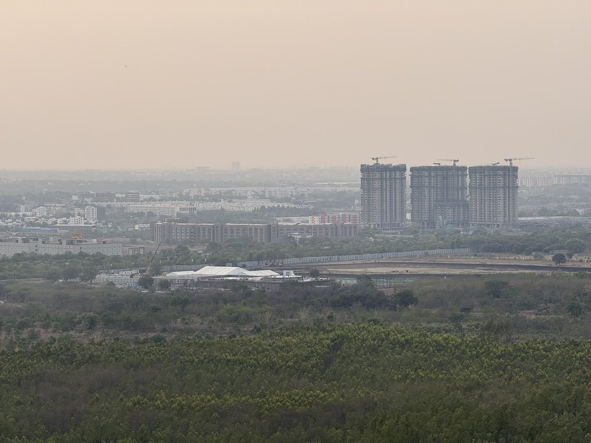 Hyderabad Real Estate Urban tweet media