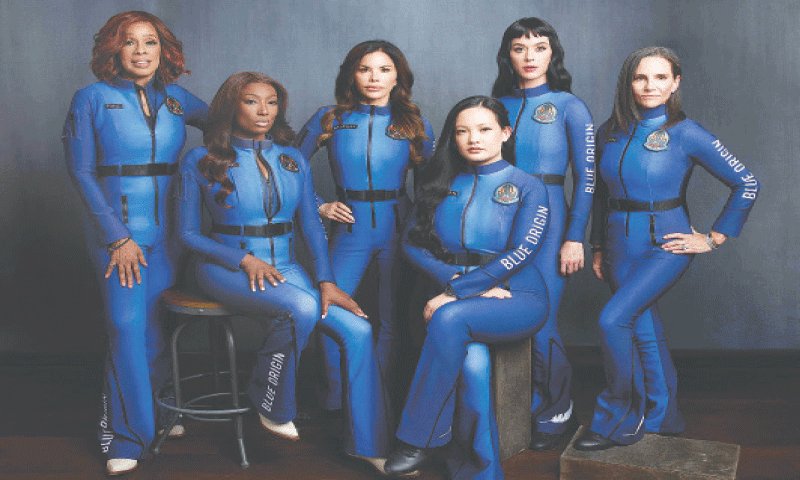 XabdOrg's tweet image. @WilliamShatner - sorry, one more question. 

Why didn't you go with these people to space? I would have paid good money to see you float around showing a flower to the camera.

Next time, perhaps?

#Astronauts #WilliamShatner #StarTrek #BlueOrigin #JeffBazos