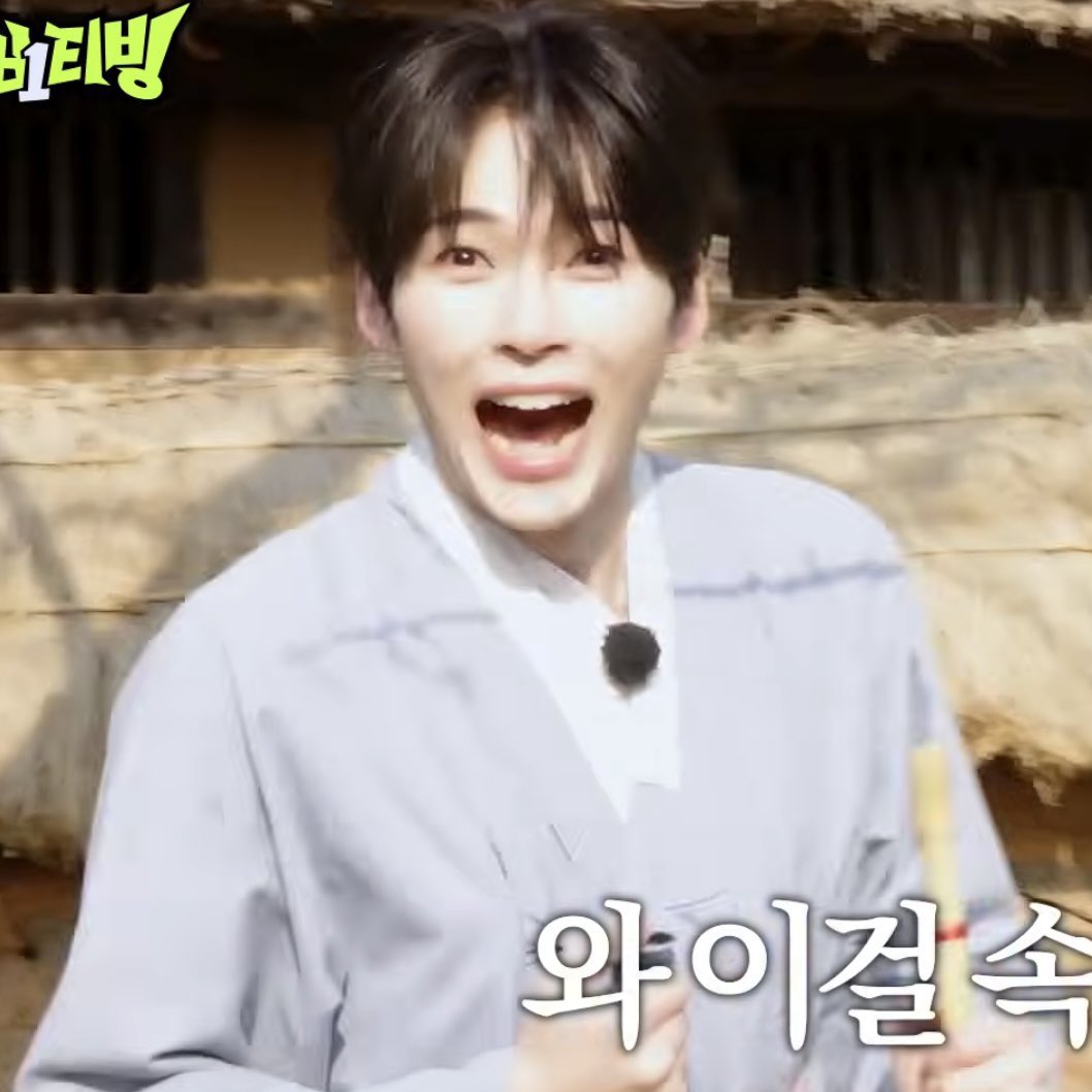 ‎고미._.니 tweet media