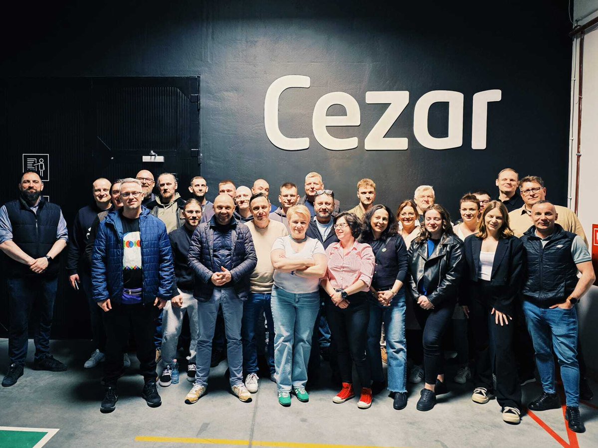 CezarElk's tweet image. Great 2-day training (Apr 21–22) with Bricoman team at CEZAR!

Factory tour, production insights &amp;amp; product training focused on building profiles, tile trims and curtain rods.

Thanks for the visit! 🤝
#Cezar #Training #Manufacturing
