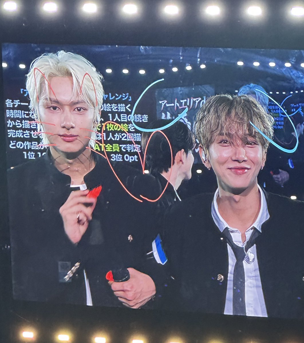 diorjww's tweet photo. happy one year to this jun kitty and shunamoroll ❤️🩵 my junshua cuties https://t.co/MSvSpb4jHG