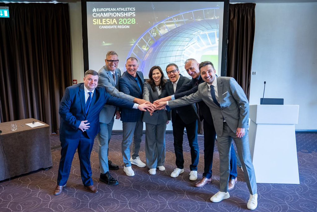 Marek Plawgo tweet media