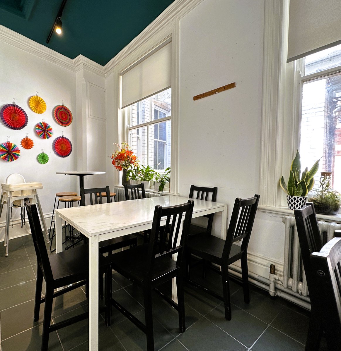 nottmoffices's tweet image. Having some thinking time over a cuppa? Maybe take a look at some better #salon #studio or #office options #eastmidsheadsup link: nottingham-offices.com/go