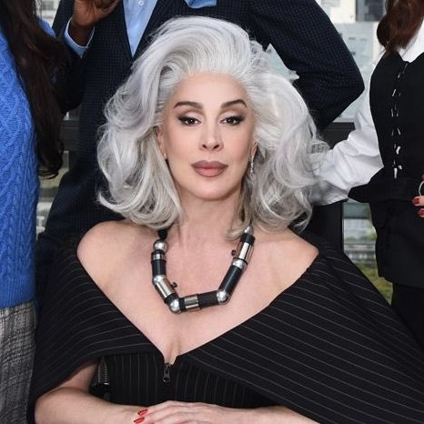 Co͟͞smic tweet media