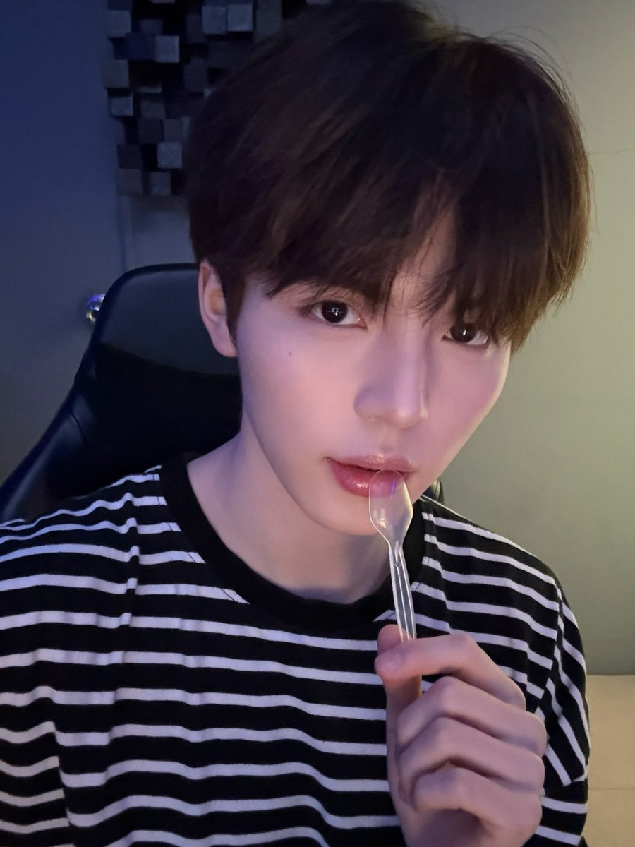 AM8IC_MEMBER tweet media