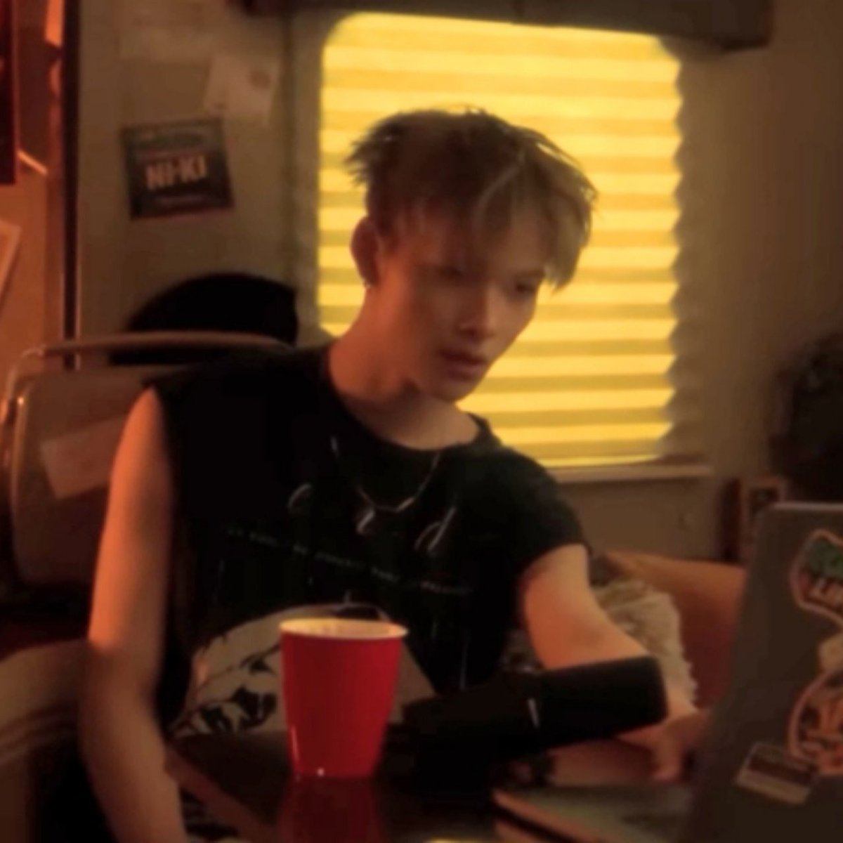 liora ⚢🦥 tweet media